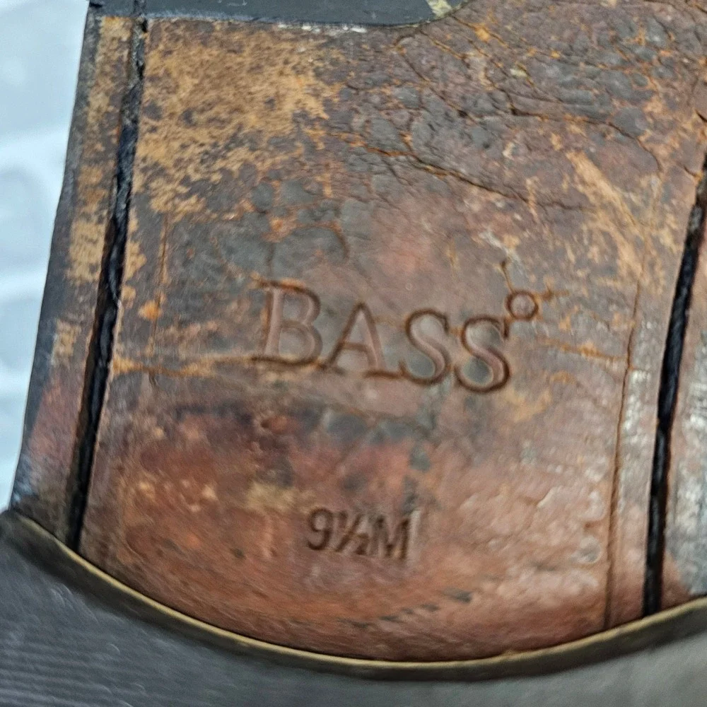 Vintage G.H. Bass Weejuns Logan Oxblood Penny Loafers Men's 9.5M Brazil 9206